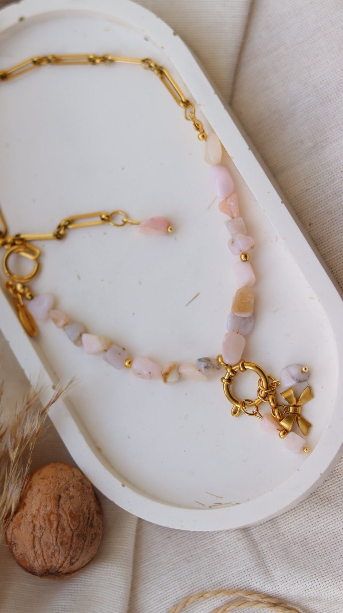 BOW pink opal stainless steel chokerNecklace