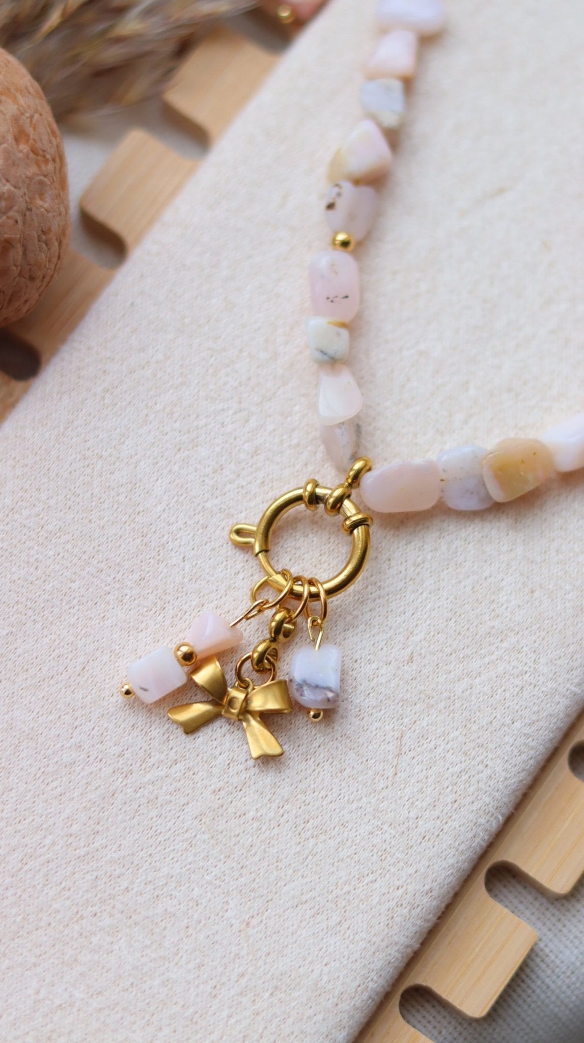 BOW pink opal stainless steel chokerNecklace