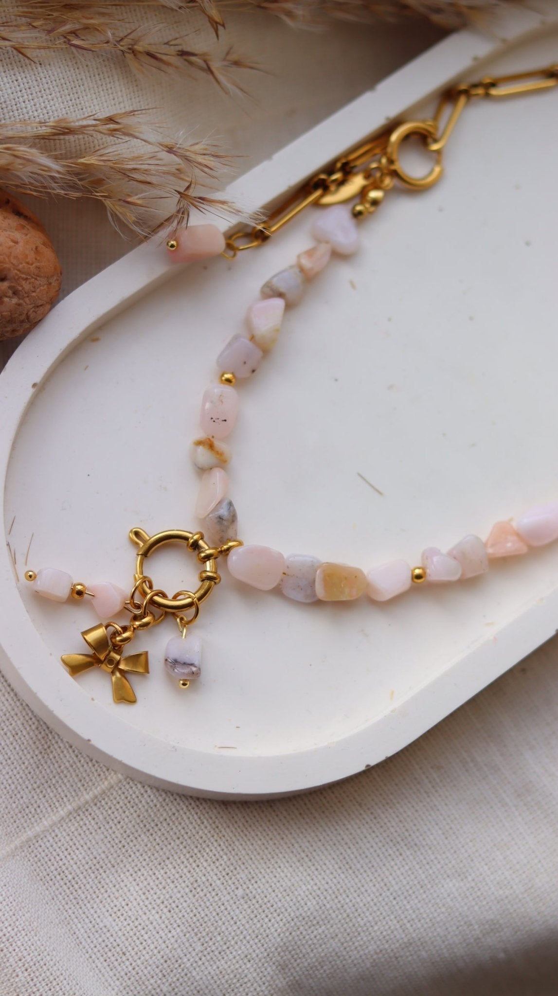 BOW pink opal stainless steel chokerNecklace