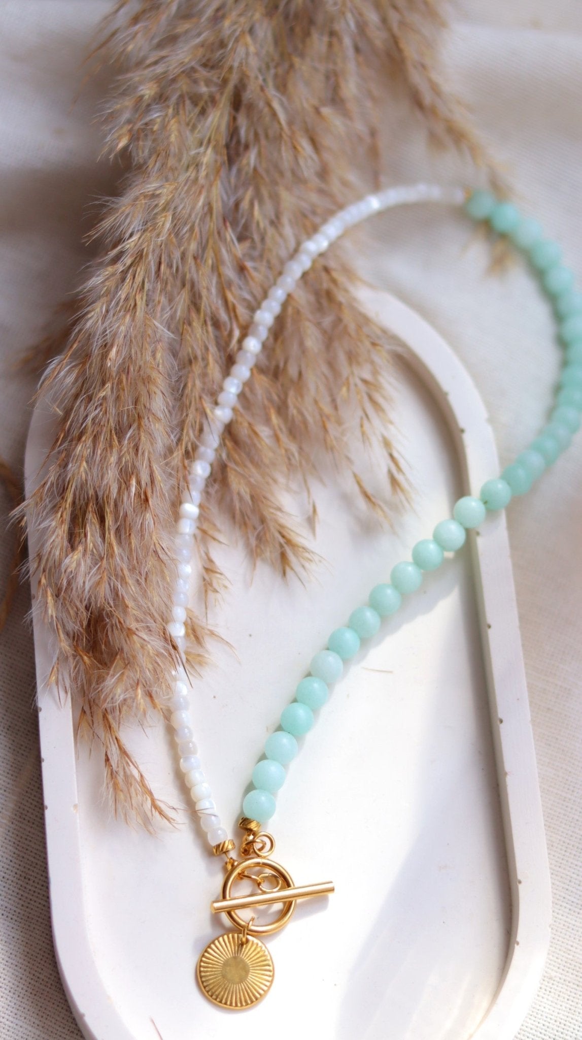 GREEN & WHITE Toggle Chain summer necklaceNecklace