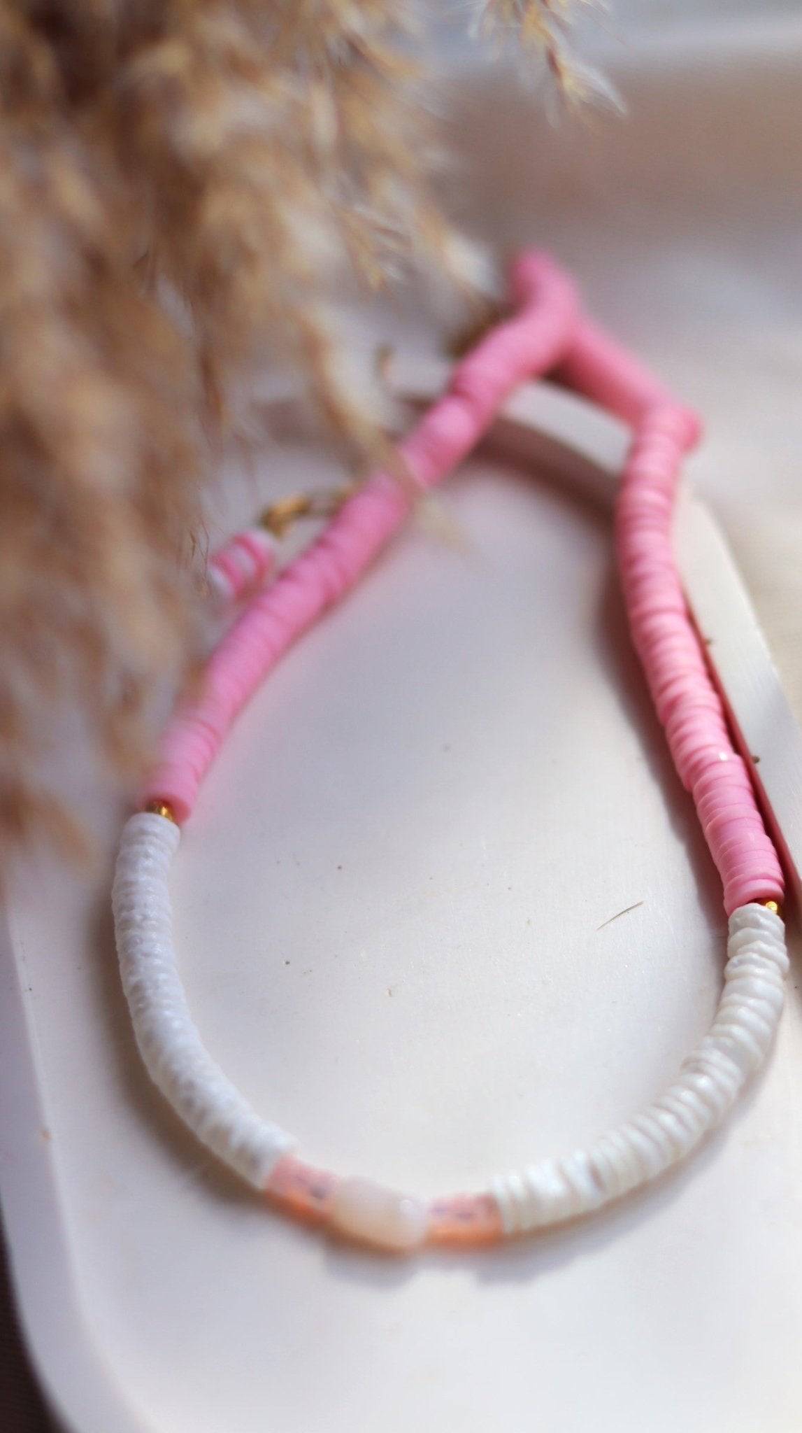 PINK SHELL adjustable choker / necklaceNecklace