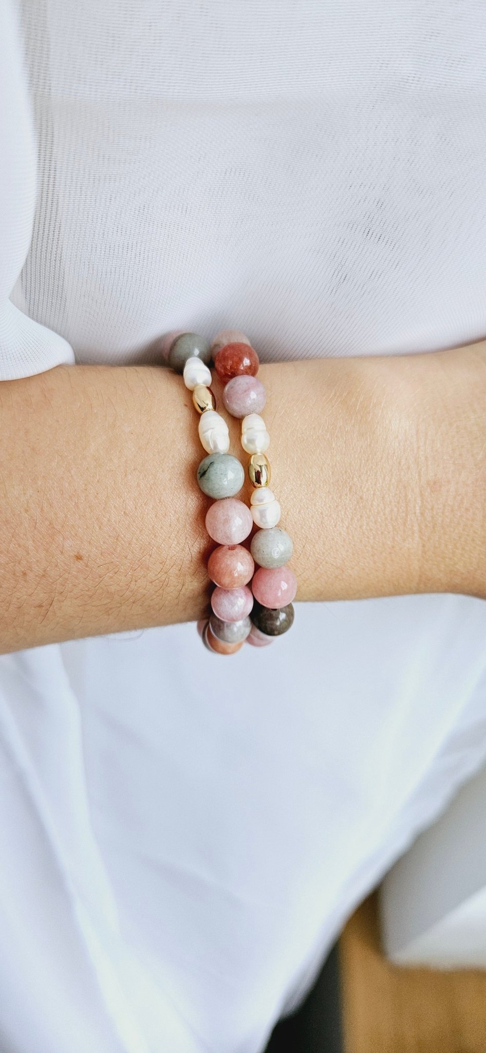 RAINBOW Alashan Agate braceletBracelet