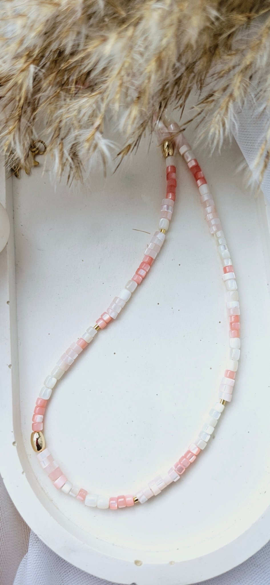 SEA SHELL pink summer adjustable necklace / chokerNecklace