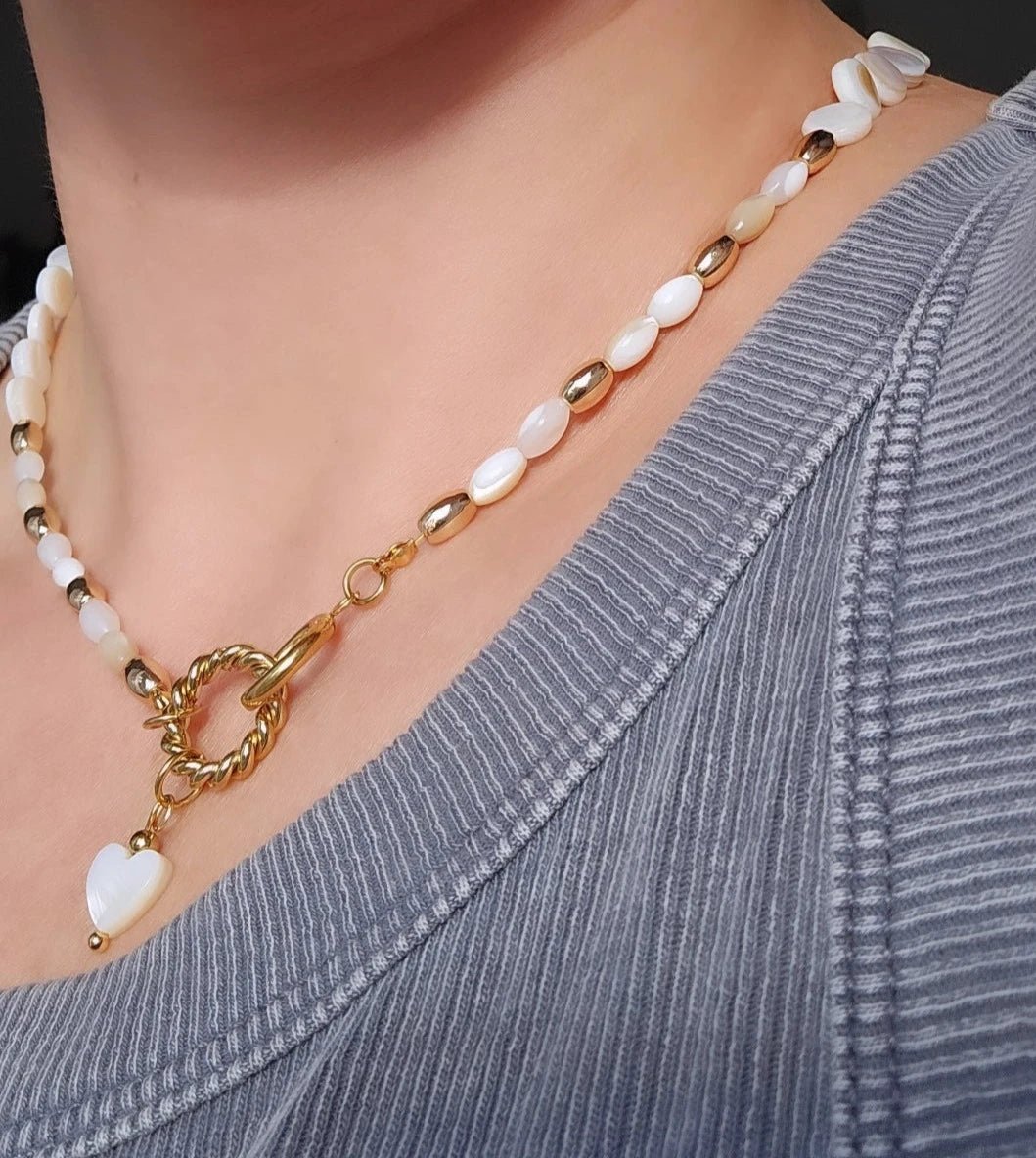 WHITE HEART shell beads summer necklaceNecklace
