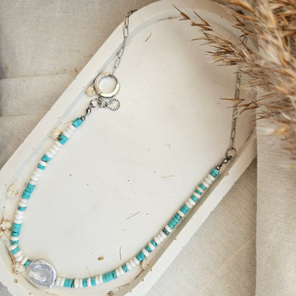 CIELO turquoise stone beads with white howlite and silver stainless steel details choker 
