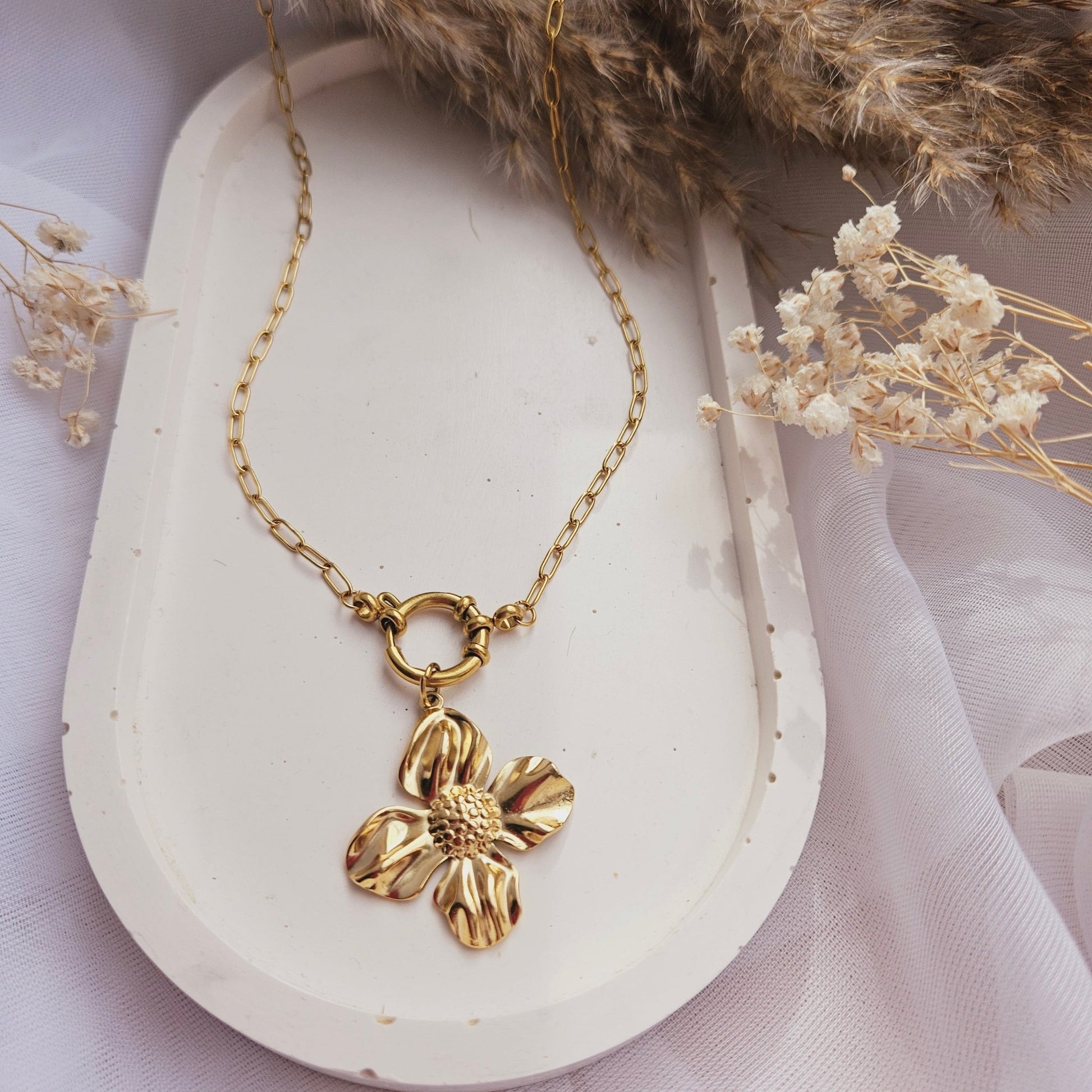 GOLD PANSY adjustable necklaceNecklace