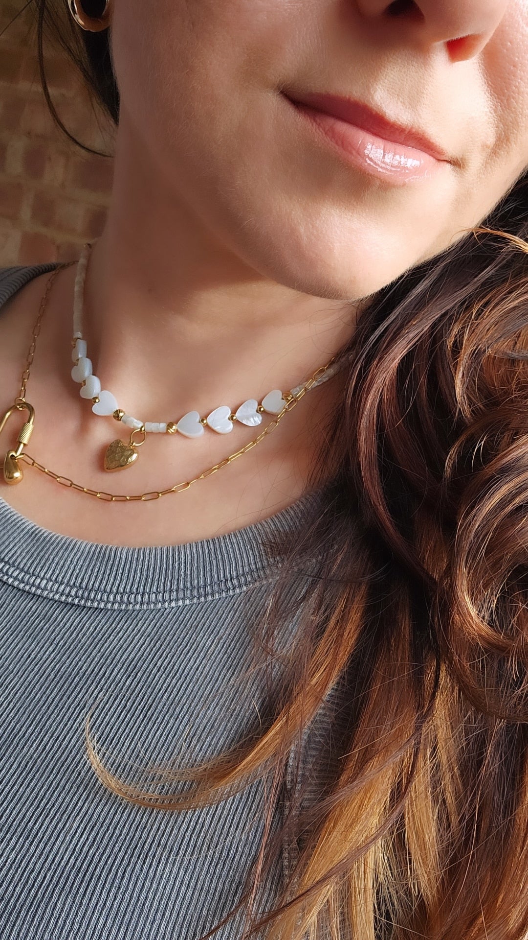 WHITE HEART SHELL adjustable choker / necklaceNecklace