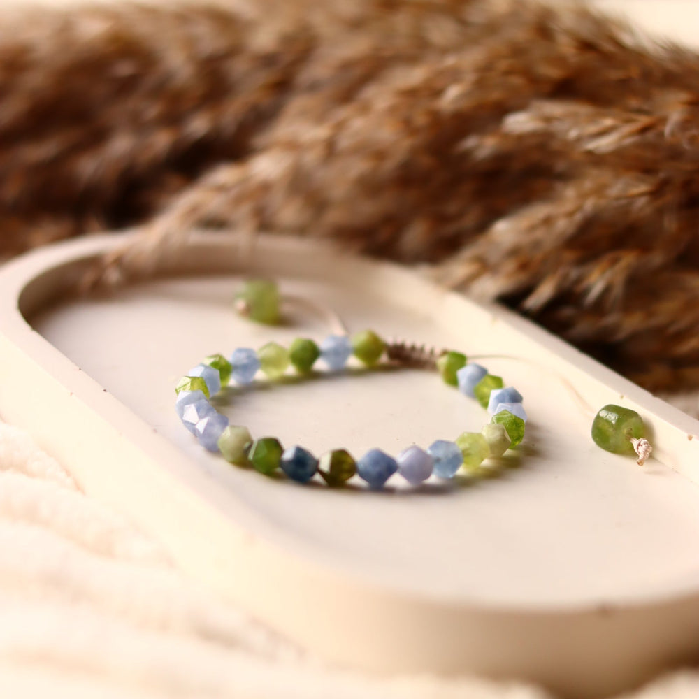 OLIVE SKY bracelet
